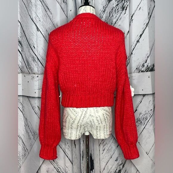 NWT Luna Ivy Red Cropped V-Neck Cardigan w/White Flowers M - Picture 3 of 8